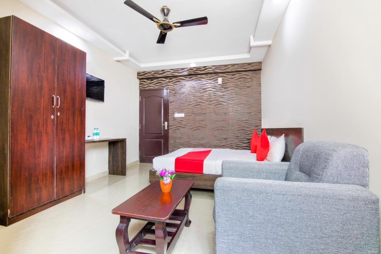 Hotel Central Suites 벵갈루루 외부 사진