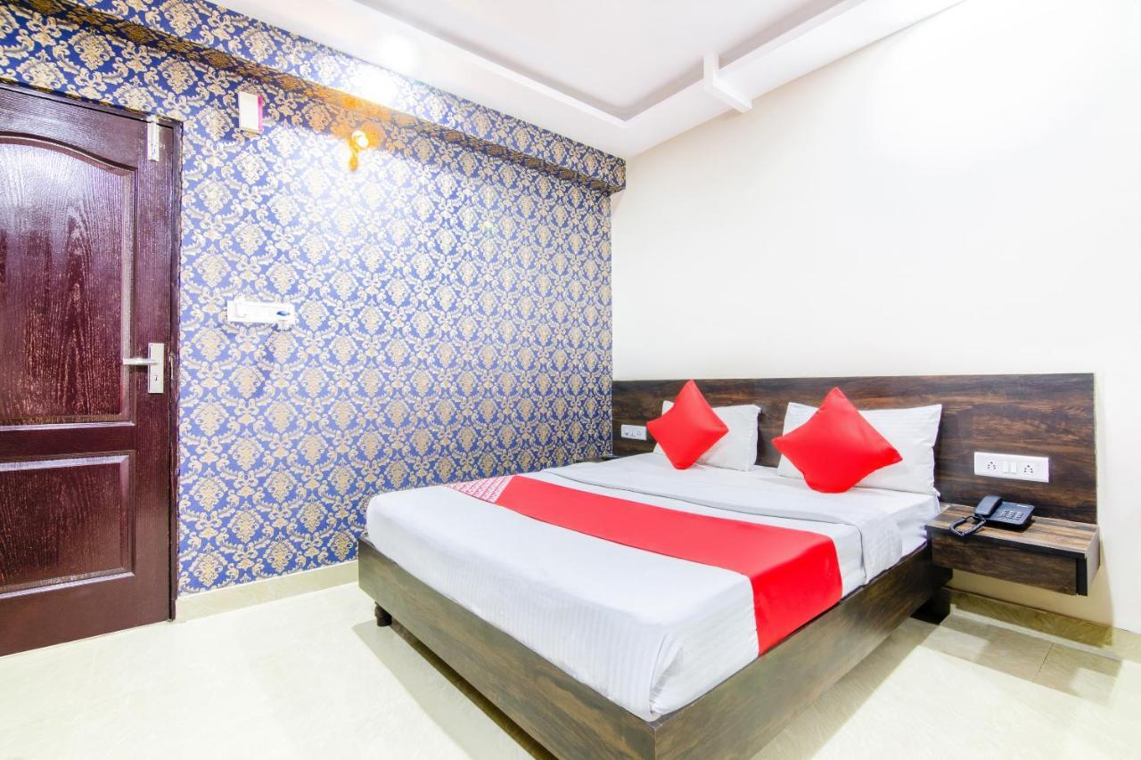 Hotel Central Suites 벵갈루루 외부 사진