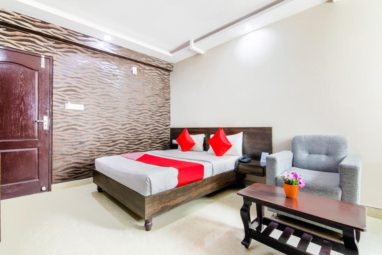 Hotel Central Suites 벵갈루루 외부 사진