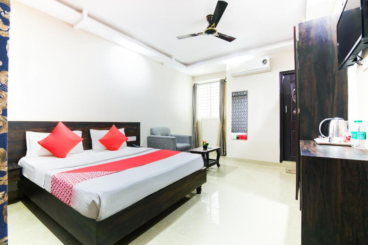 Hotel Central Suites 벵갈루루 외부 사진